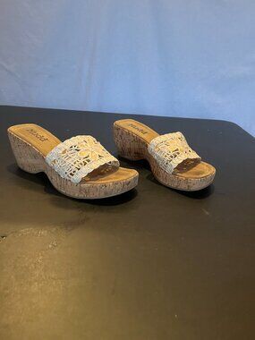 Mudd Size Size 8.5M Henny Natural Smooth Tan Cork Lifted Sandals